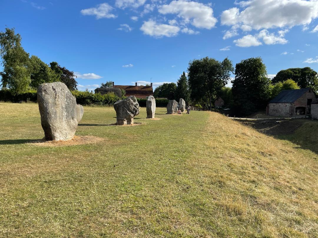Avebury 4