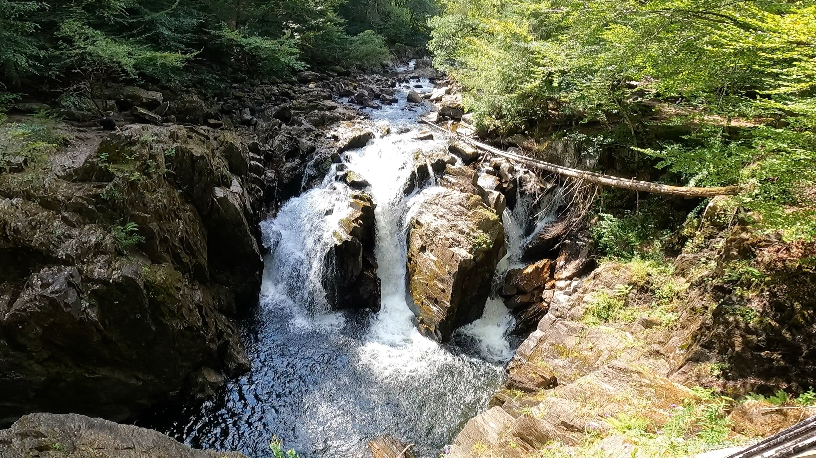 Black Linn Falls