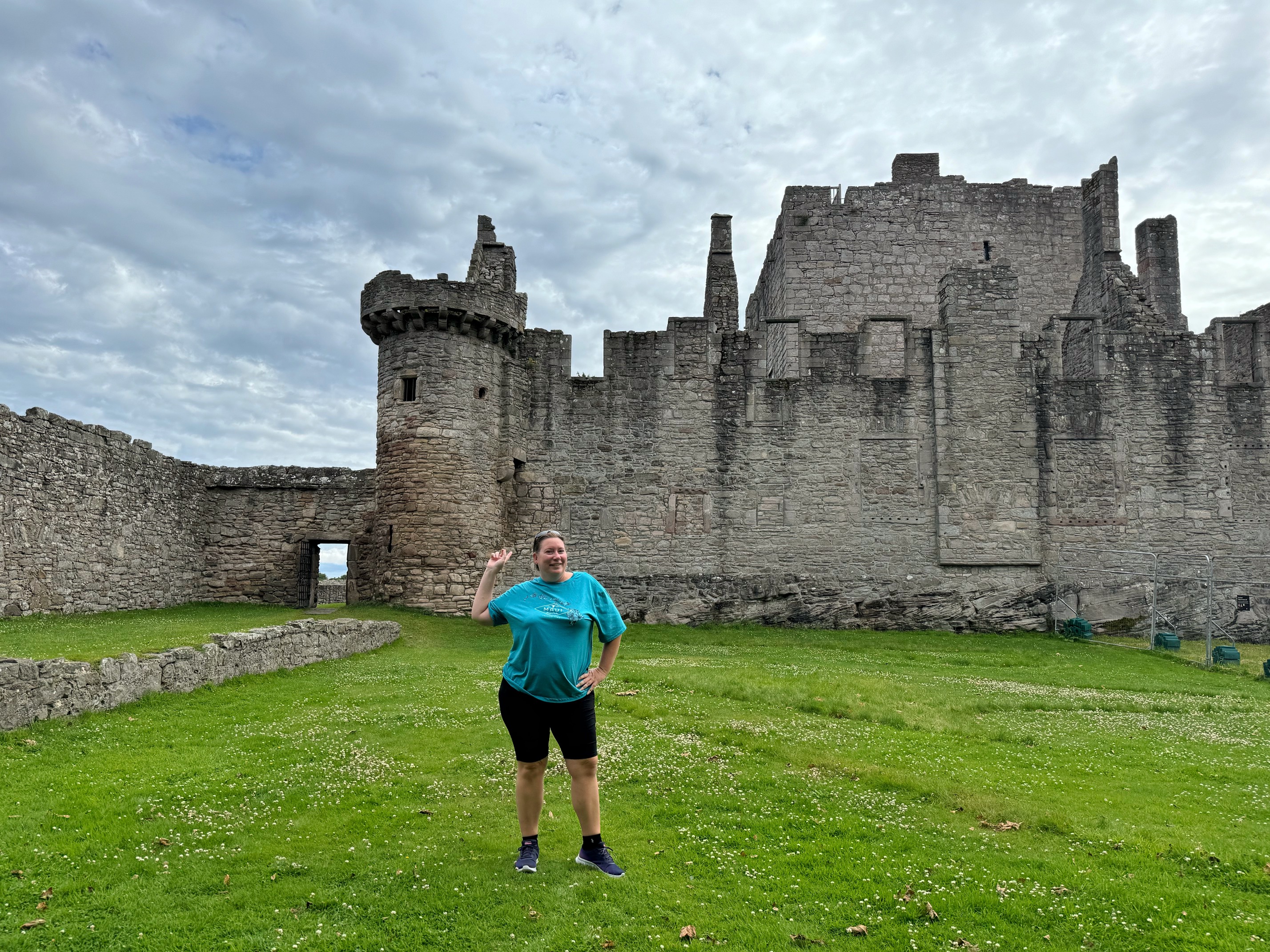 Craigmiller Castle Grounds
