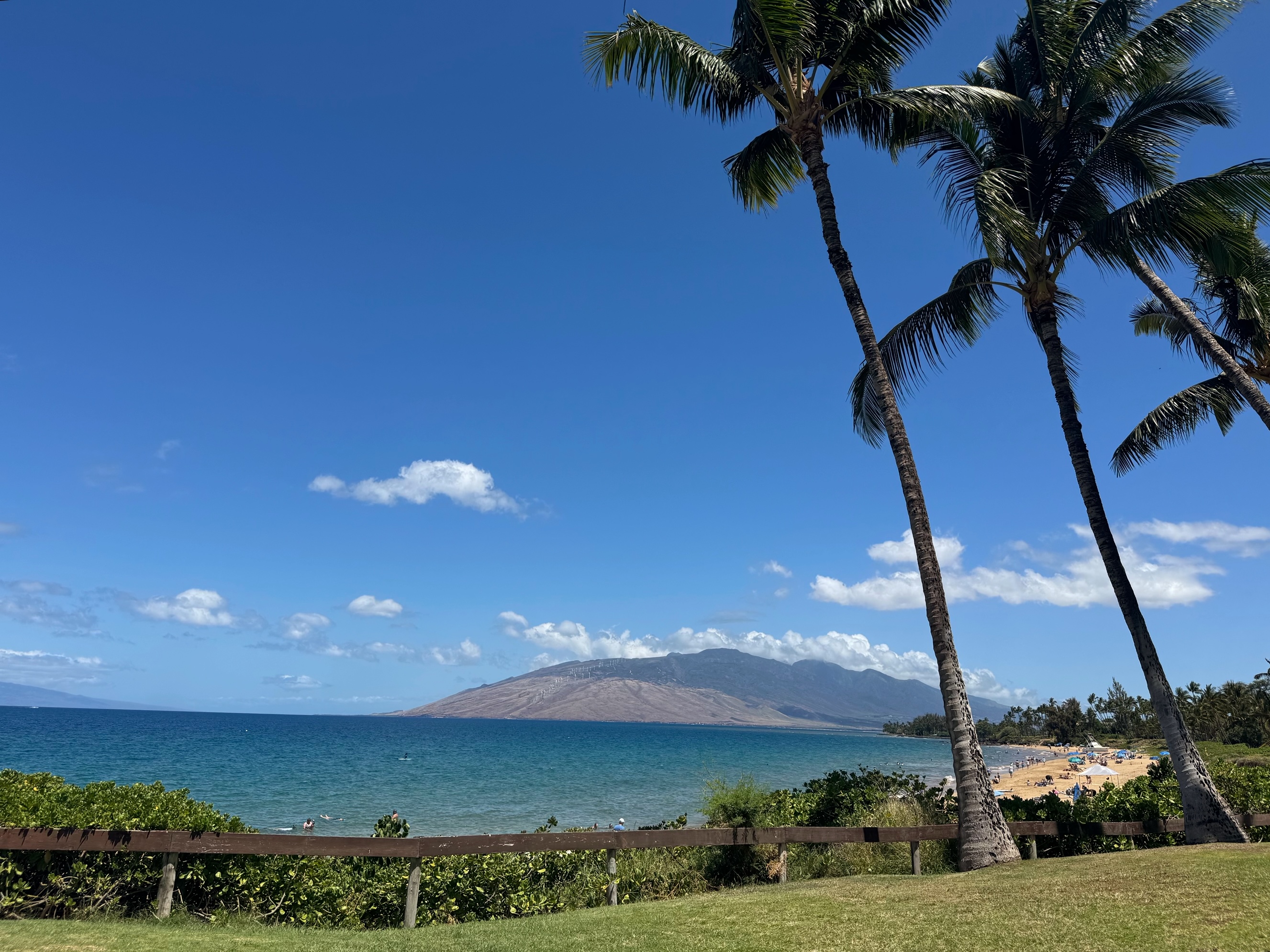 Some tips on how not to piss off locals when traveling to Hawaii, from a resident.