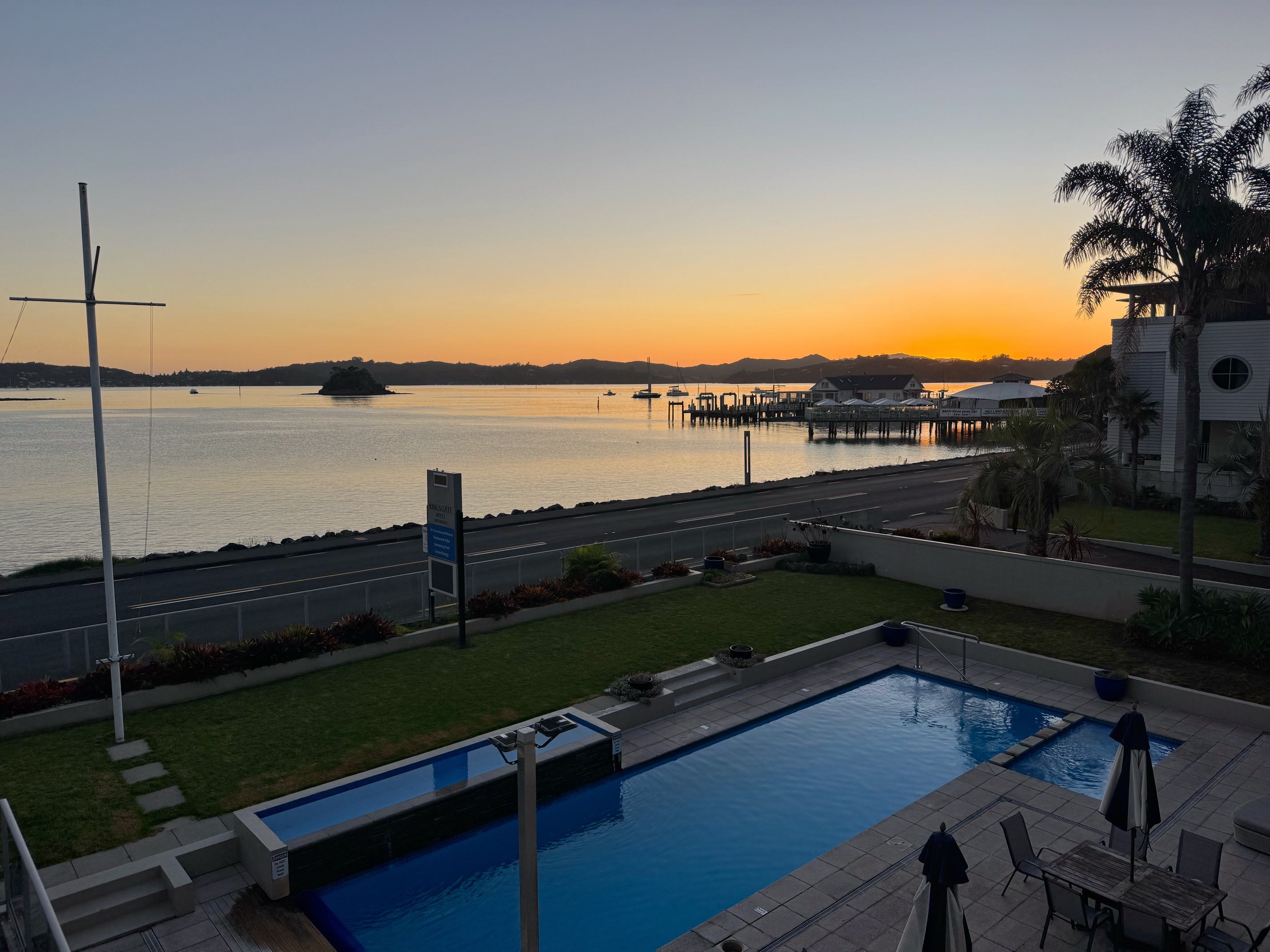 Kingsgate Hotel Pool