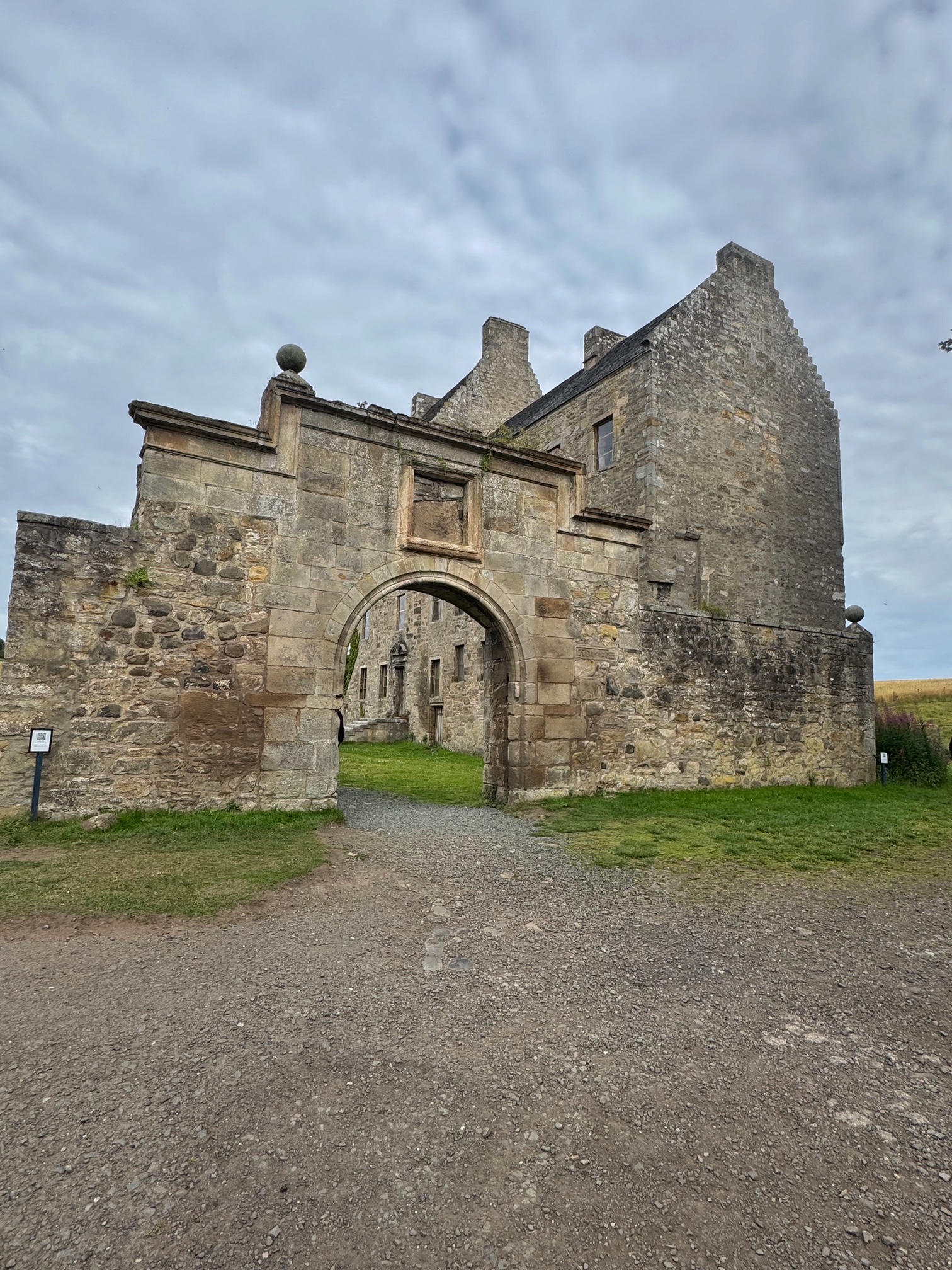 Midhope Archway Midhope Archway