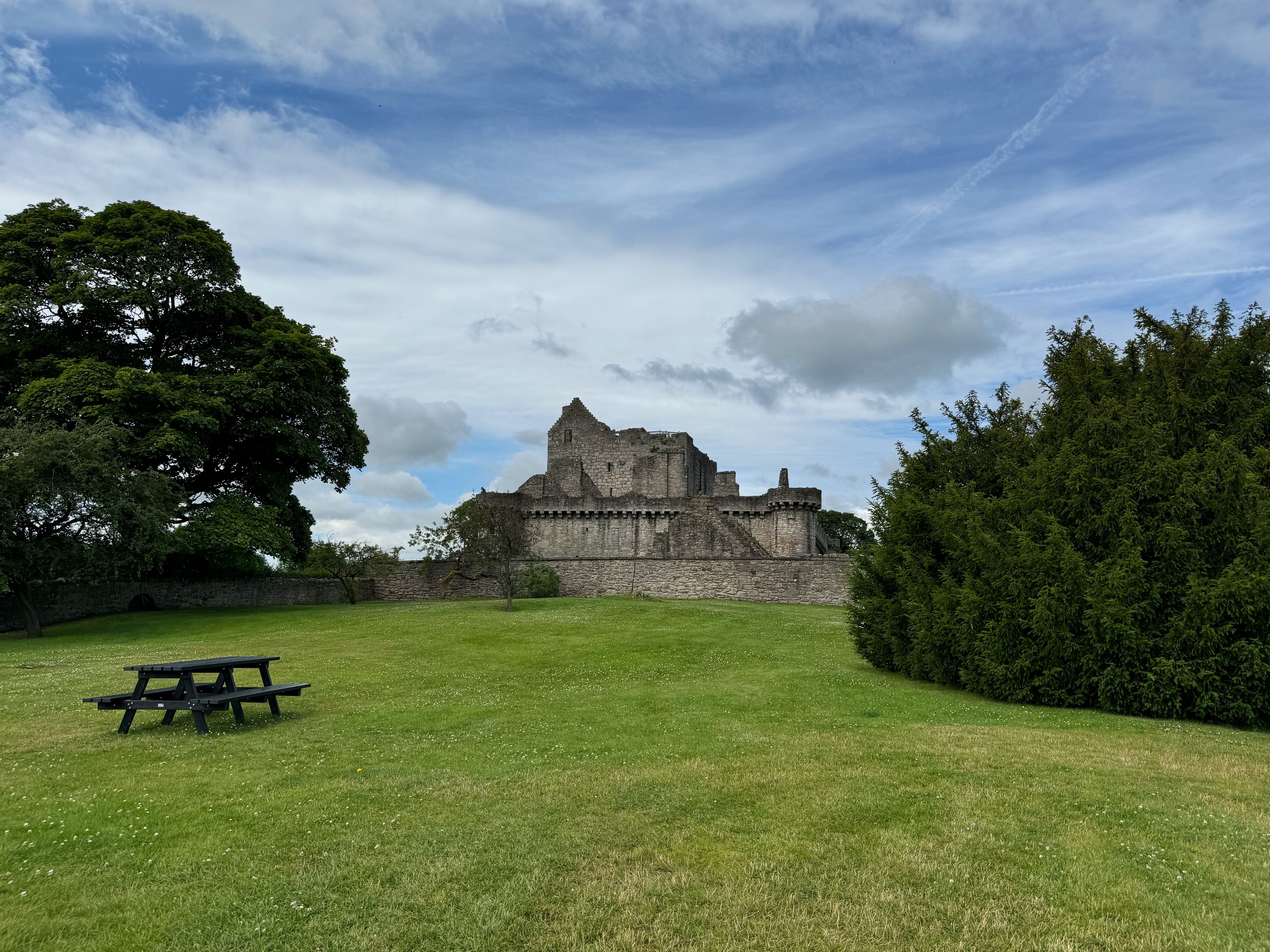 Craigmiller Castle is a medieval fortress just outside Edinburgh city center.