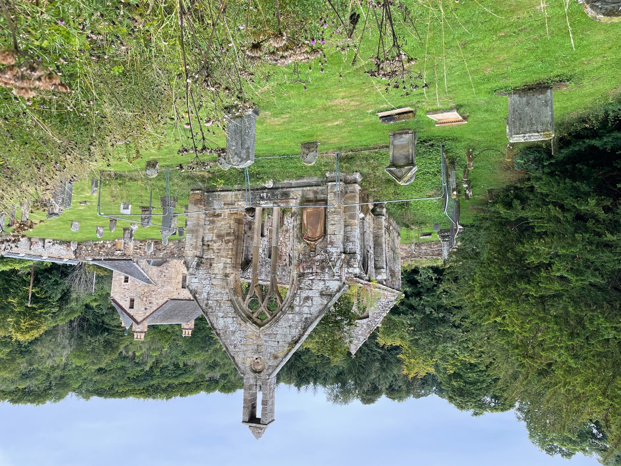 Temple Old Kirk is located in Temple Village outside of Edinburgh. This site was the headquarters of the Order of Knights Templar in Scotland.