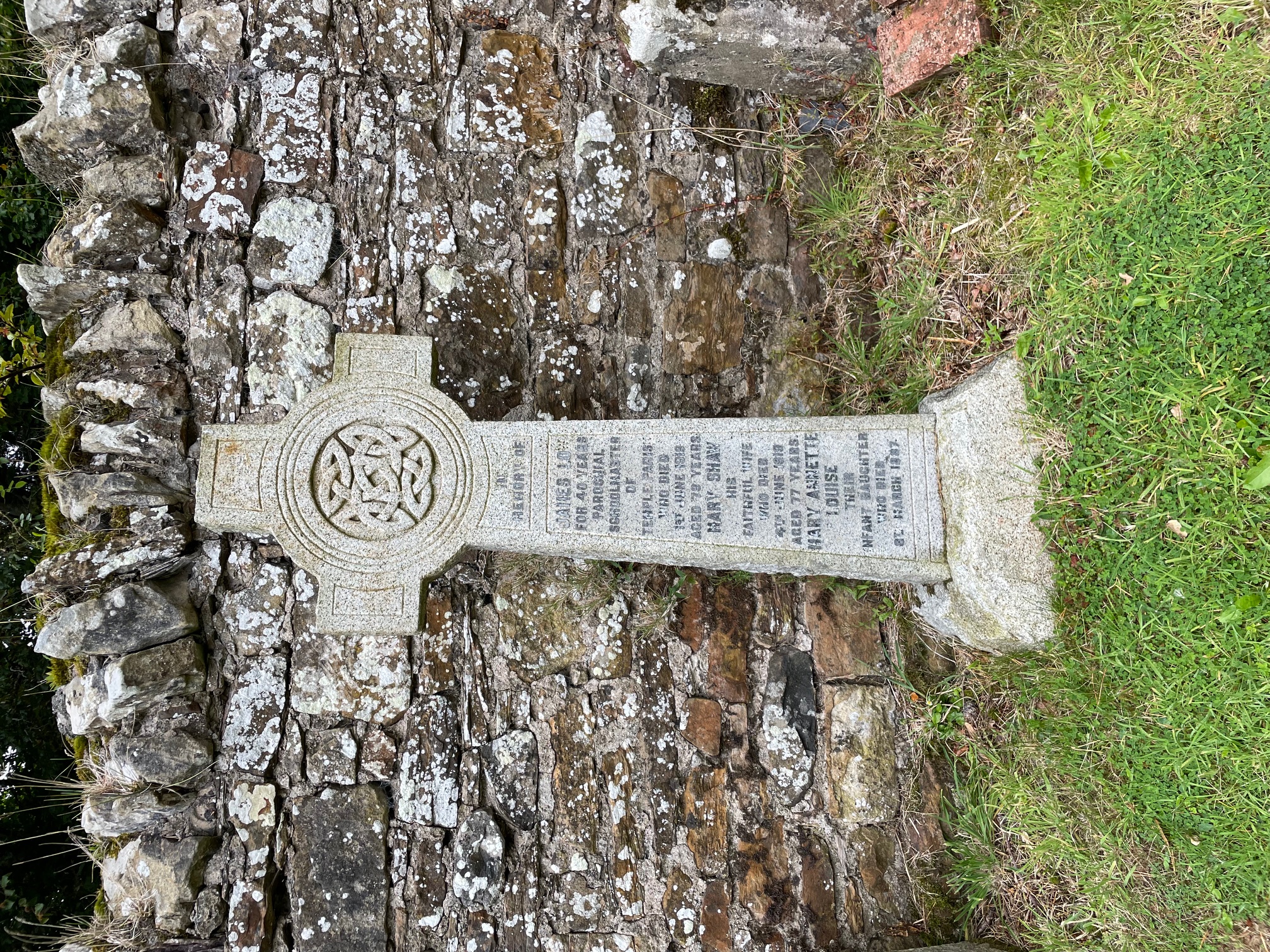 Temple Old Kirk Cross